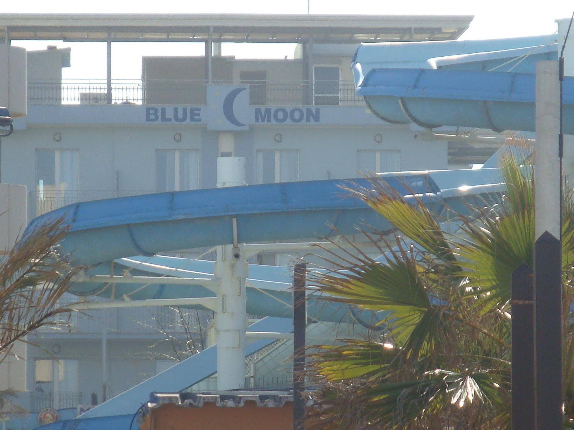 Hotel Blue Moon Marebello Exterior photo